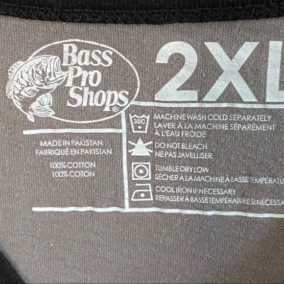Bass Pro Shops Hunt Fish Graphic Long Sleeve Varsity Style Tee Shirt 100% Cotton - Picture 3 of 4